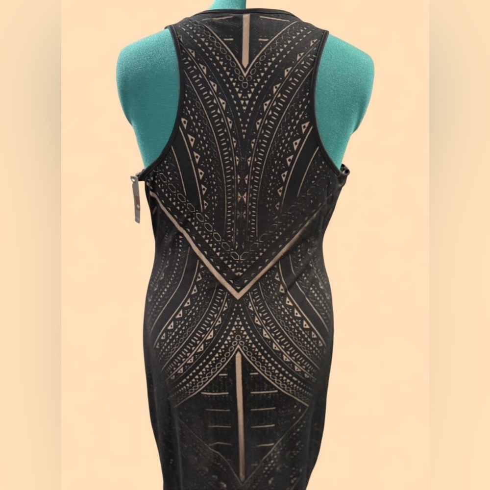 Elegant Black Sleeveless Dress Geometric Pattern - Picture 7 of 8
